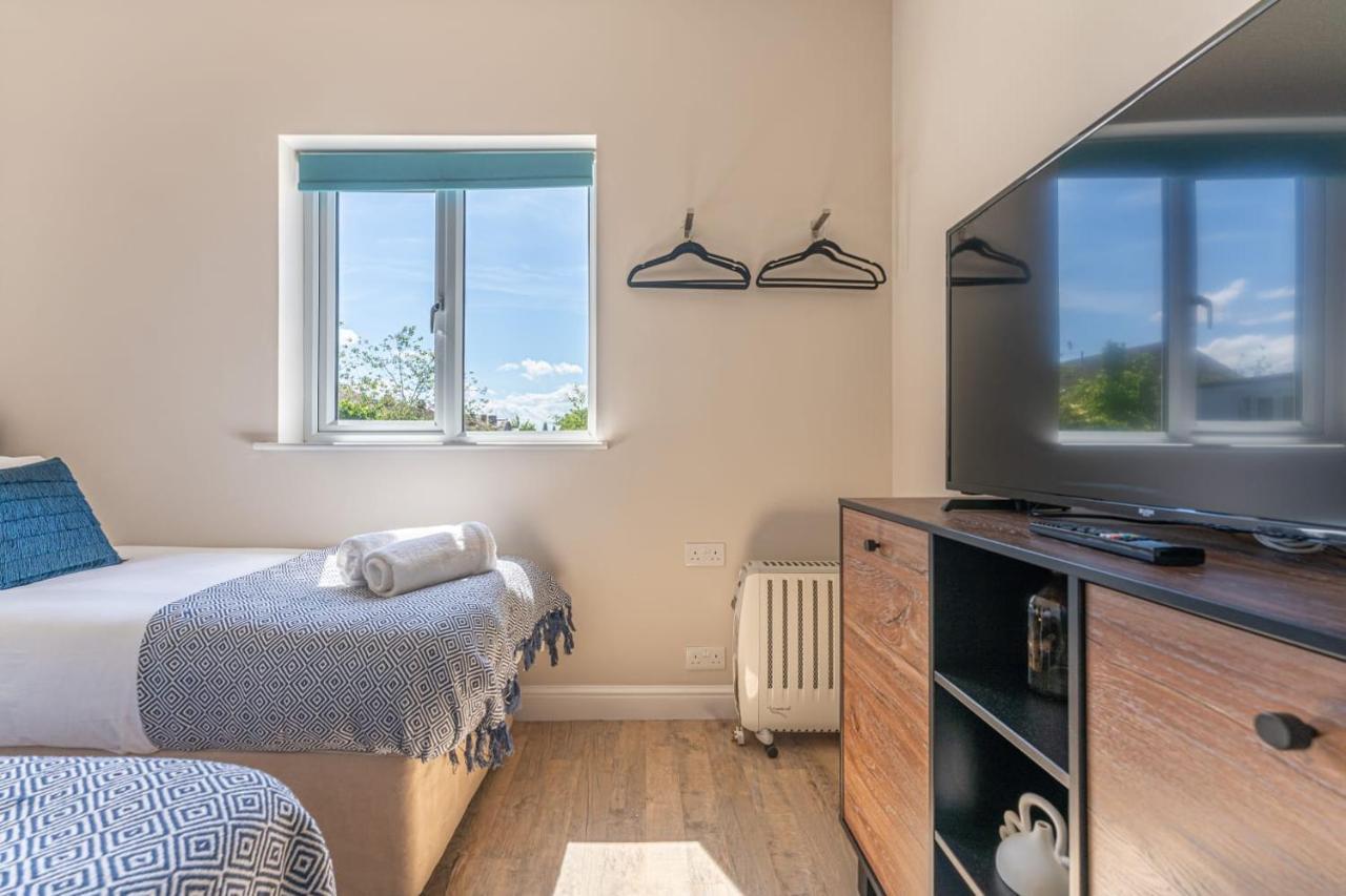 Superb One Bedroom Apartment In Coventry Cv1 *New* ภายนอก รูปภาพ